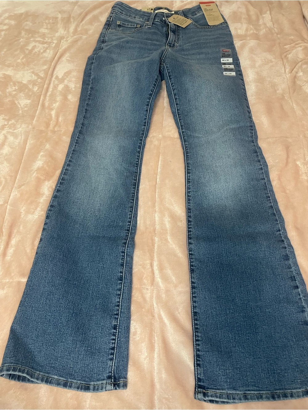 Levi's High Rise Women's Jeans - Blue Denim - Picture 2 of 3
